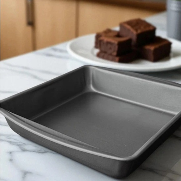 Square Gray Baking Pan - Picture 4 of 10